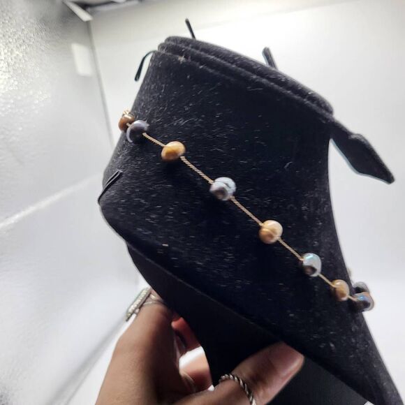 Stunning Freshwater Pearl Grey and Gold Knotted Floating Necklace 14K Gold Fille - Picture 2 of 6